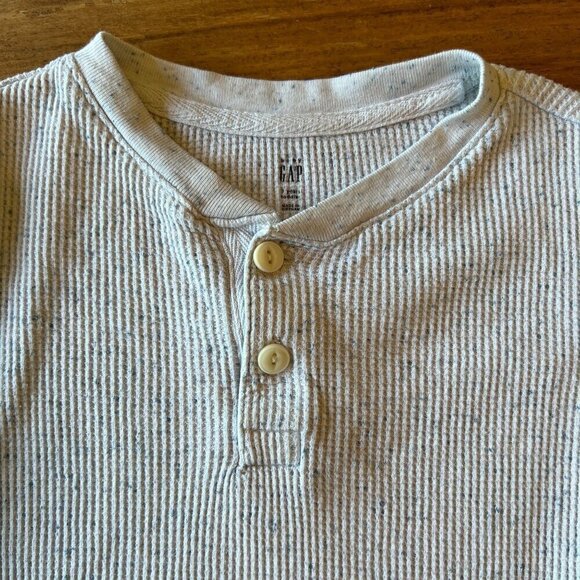 Gap Baby Speckled Waffle Henley - Picture 2 of 5